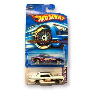 Hot Wheels 2013 ‘70 Buick GSX White 249/250 HW Showroom and Plymouth barracuda